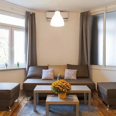 Graf Ignatiev - 3br Appartement